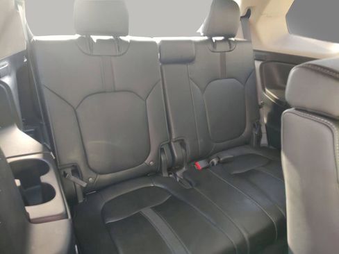 Used 2025 Honda Pilot EX-L image 31