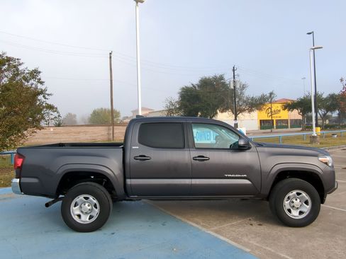 Used 2023 Toyota Tacoma SR5 image 2