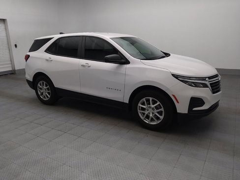 Used 2024 Chevrolet Equinox LS FWD image 11