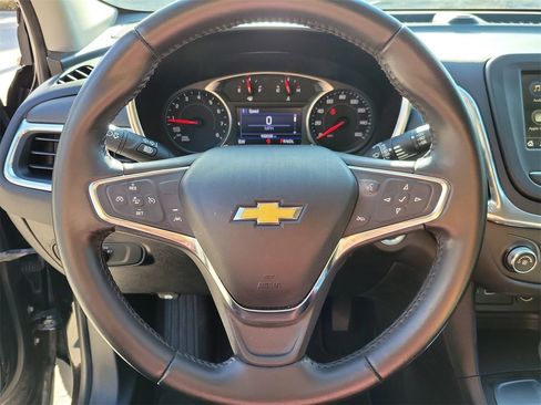 Used 2019 Chevrolet Equinox LT image 18