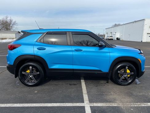 Used 2025 Chevrolet TrailBlazer LS w/ LS Convenience Package image 8