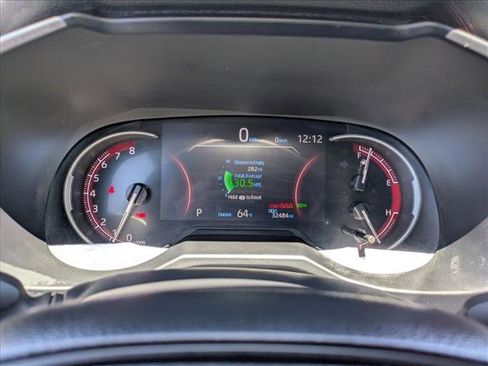 Used 2025 Toyota RAV4 XLE FWD image 11