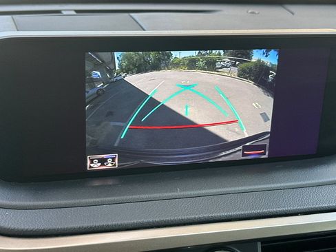 Used 2020 Lexus RX 450h AWD w/ Premium Package image 21
