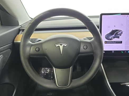 Used 2020 Tesla Model 3 Standard Range Plus image 14