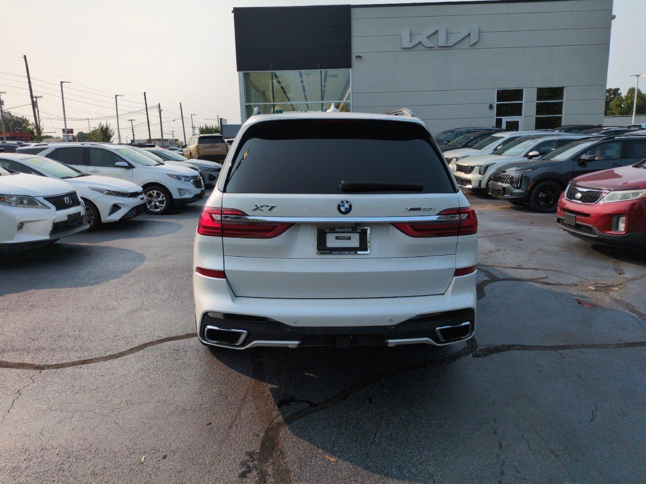 Used 2019 BMW X7 xDrive50i w/ M Sport Package AWD/4WD image 6