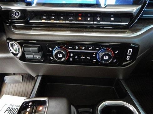 Used 2024 Chevrolet Silverado 1500 LT Trail Boss w/ LT Trail Boss Premium Package image 21