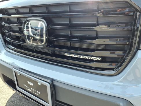 Used 2024 Honda Passport Black Edition image 9
