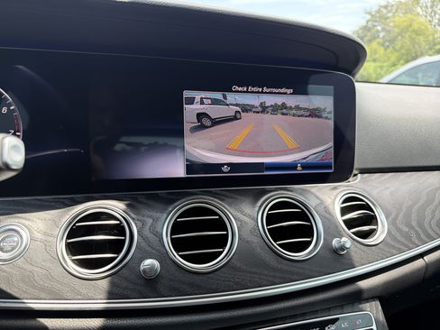Used 2020 Mercedes-Benz E 350 Sedan image 23