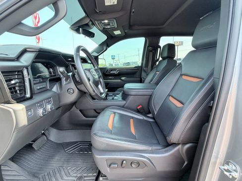 Used 2025 GMC Sierra 1500 AT4 w/ AT4 Premium Package AWD/4WD image 20