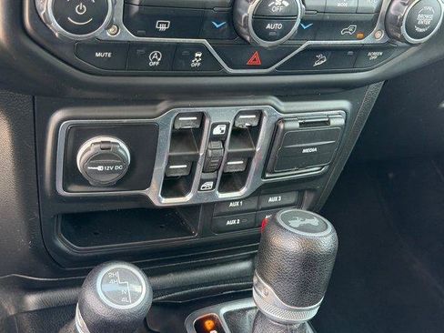 Used 2020 Jeep Wrangler Unlimited Sport S AWD/4WD image 28
