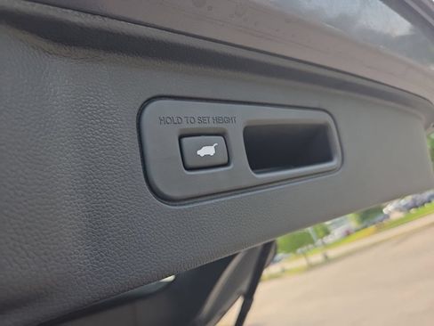 Used 2024 Honda Pilot Elite image 61
