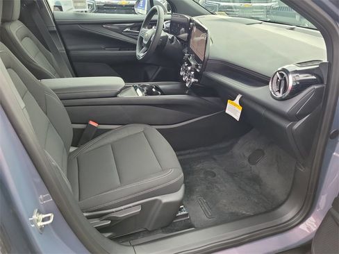 New 2026 Chevrolet Blazer EV LT image 14