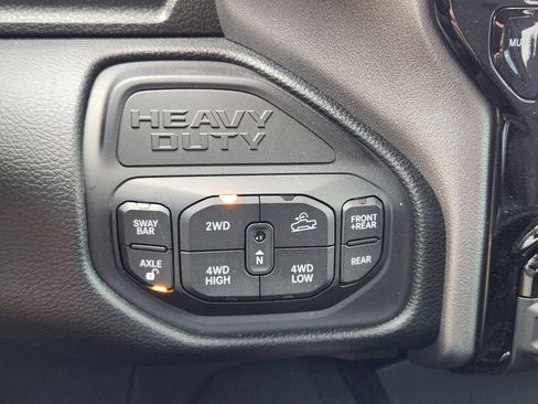 Used 2025 RAM 2500 Power Wagon AWD/4WD image 19