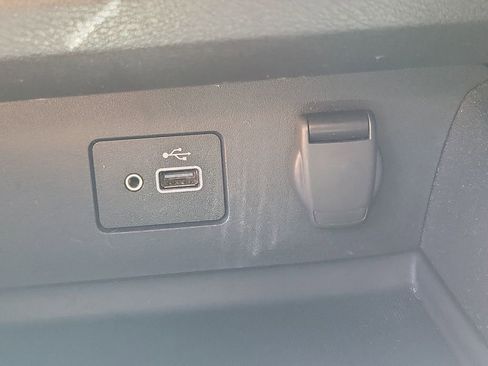 Used 2024 Nissan Altima 2.5 S FWD image 14