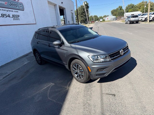 Used 2018 Volkswagen Tiguan SE AWD/4WD image 5