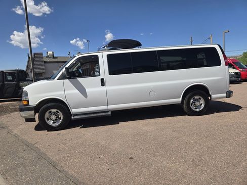 Used 2019 Chevrolet Express 3500 LT w/ LT Preferred Equipment Group RWD image 6