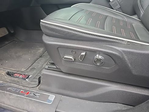 Used 2024 GMC Sierra 2500 AT4X AWD/4WD image 14