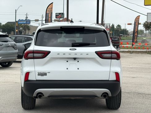 Used 2024 Ford Escape Active FWD image 4