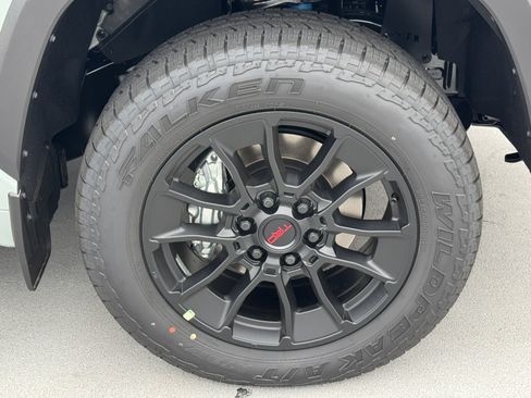 New 2026 Toyota Tundra Limited AWD/4WD image 15
