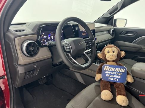 New 2025 Chevrolet Colorado ZR2 w/ Midnight Edition image 9