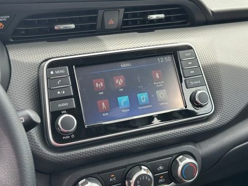 Used 2025 Nissan Kicks Play S FWD image 39