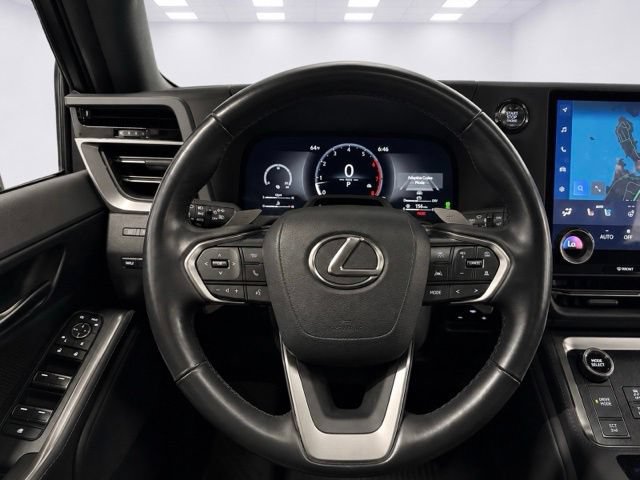 Used 2024 Lexus GX 550 w/ Accessory Package (Z1) AWD/4WD image 28