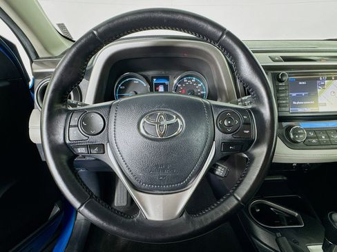 Used 2016 Toyota RAV4 XLE image 11