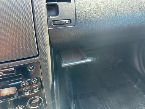 Used 2006 Nissan 350Z Touring image 48