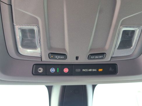 Used 2021 Chevrolet Silverado 1500 LT image 17