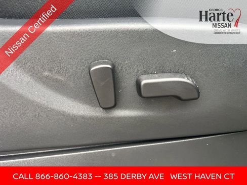 Used 2025 Nissan Frontier PRO-4X w/ Pro Convenience Package image 39