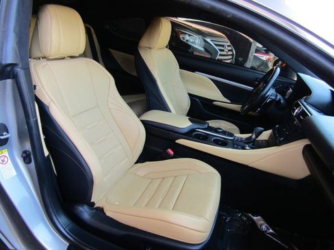 Used 2017 Lexus RC 200t F Sport RWD image 12