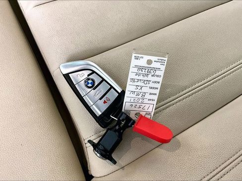 Used 2021 BMW X5 sDrive40i w/ Premium Package 2 image 10