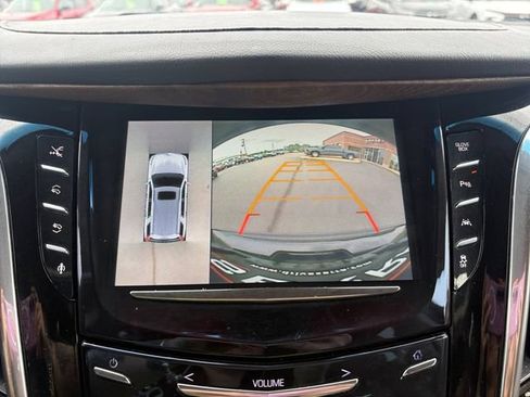 Used 2016 Cadillac Escalade Premium AWD/4WD image 28