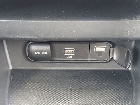 Used 2023 Kia Seltos S w/ Navigation Package image 33