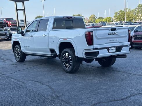 New 2026 GMC Sierra 2500 Denali Ultimate AWD/4WD image 10