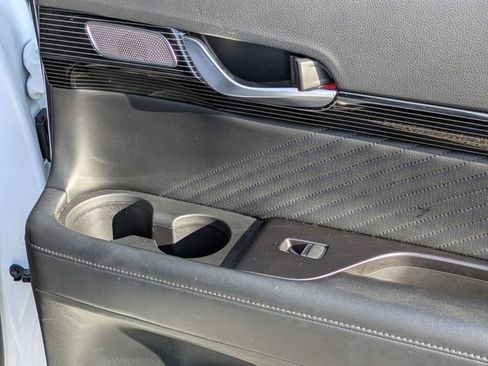 Used 2024 Hyundai Palisade Calligraphy image 32