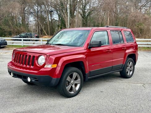 Used 2016 Jeep Patriot Sport w/ Power Value Group image 3