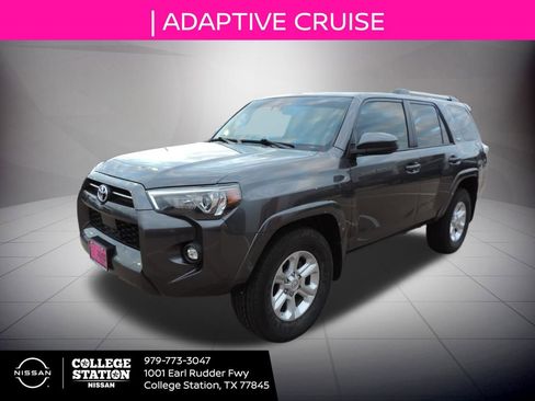 Used 2021 Toyota 4Runner SR5 image 8