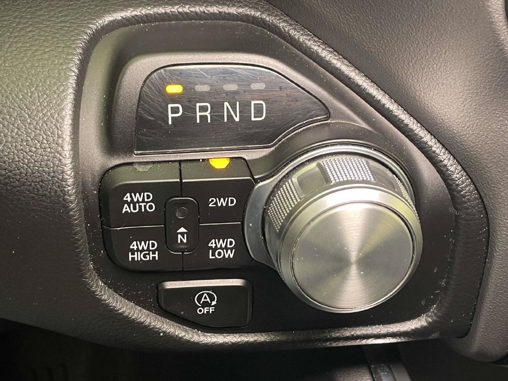 Used 2024 Land Rover Defender 110 S AWD/4WD image 56