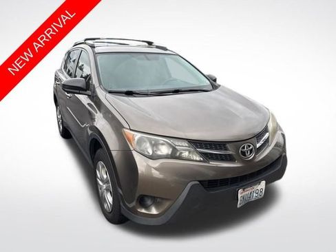Used 2013 Toyota RAV4 LE image 1