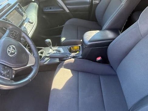 Used 2017 Toyota RAV4 XLE image 5