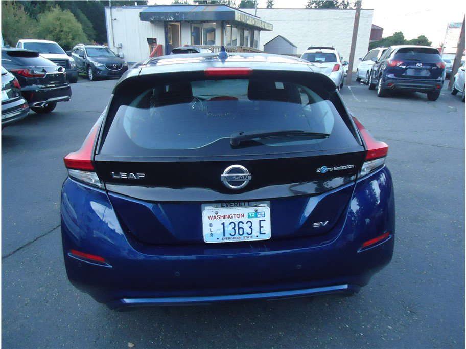 Used 2020 Nissan Leaf SV w/ SV All Weather Package FWD image 6