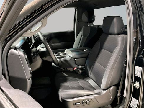 Used 2021 Chevrolet Silverado 1500 W/T w/ WT Value Package AWD/4WD image 23