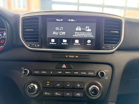 Used 2020 Kia Sportage LX FWD image 16