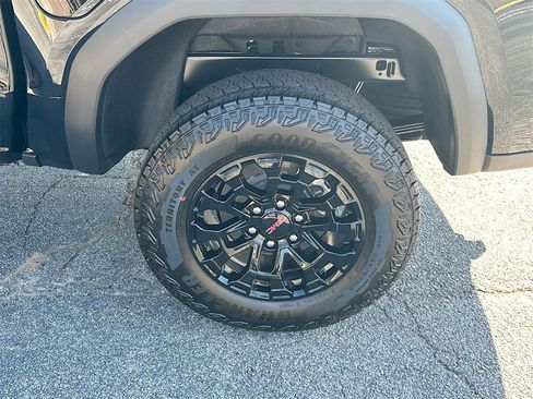 New 2026 GMC Canyon Elevation w/ Convenience Package image 24