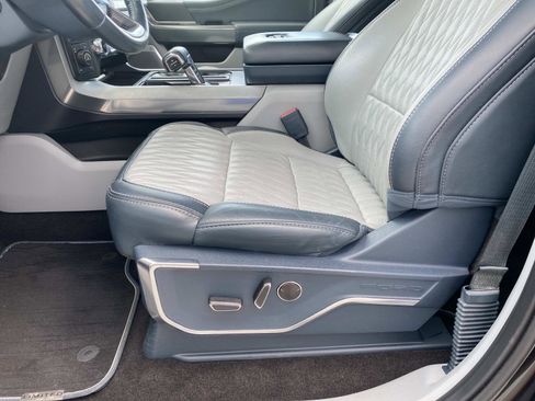 Used 2023 Ford F150 Limited image 21