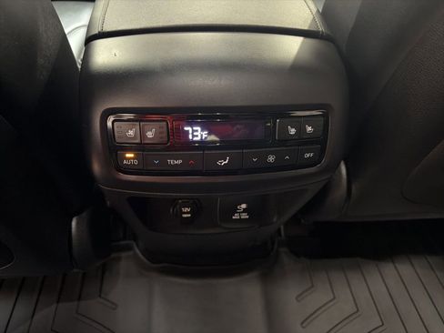 Used 2023 Hyundai Palisade Calligraphy AWD/4WD image 16