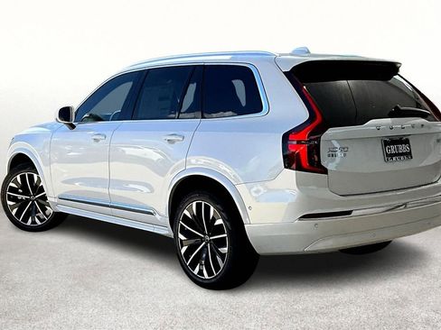 New 2026 Volvo XC90 B5 Plus w/ Protection Package Premier image 6