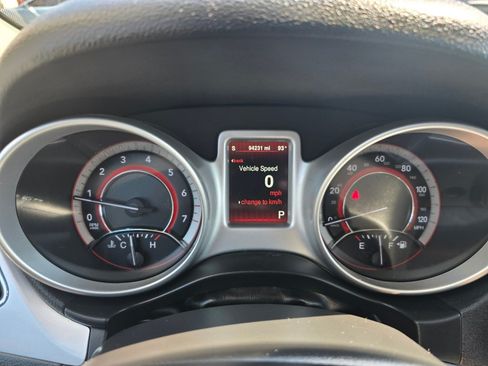 Used 2016 Dodge Journey SE w/ Flexible Seating Group FWD image 11