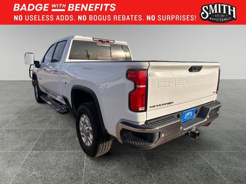 Used 2024 Chevrolet Silverado 2500 LTZ w/ LTZ Convenience Package AWD/4WD image 6